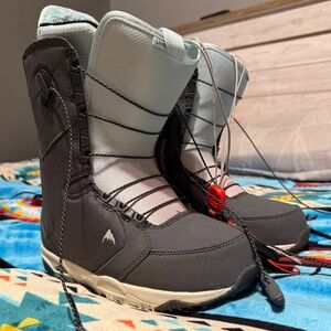 Burton Limelight Women’s Snowboard Boots – Size 7.5
